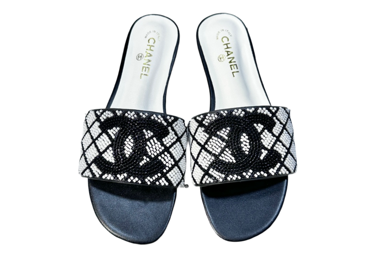 Sandals Chanel