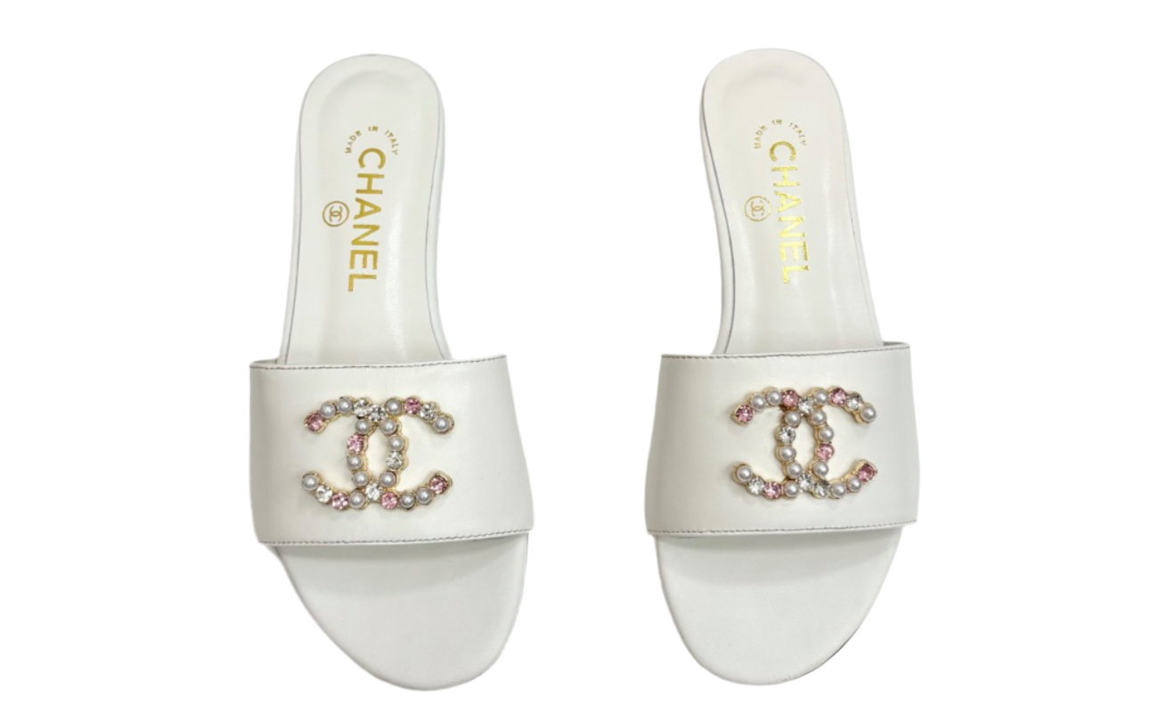 Sandals Chanel