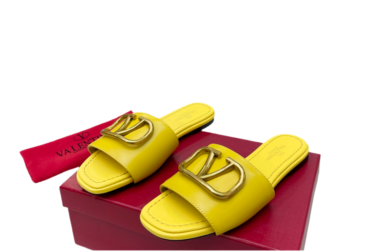 Sandals Valentino