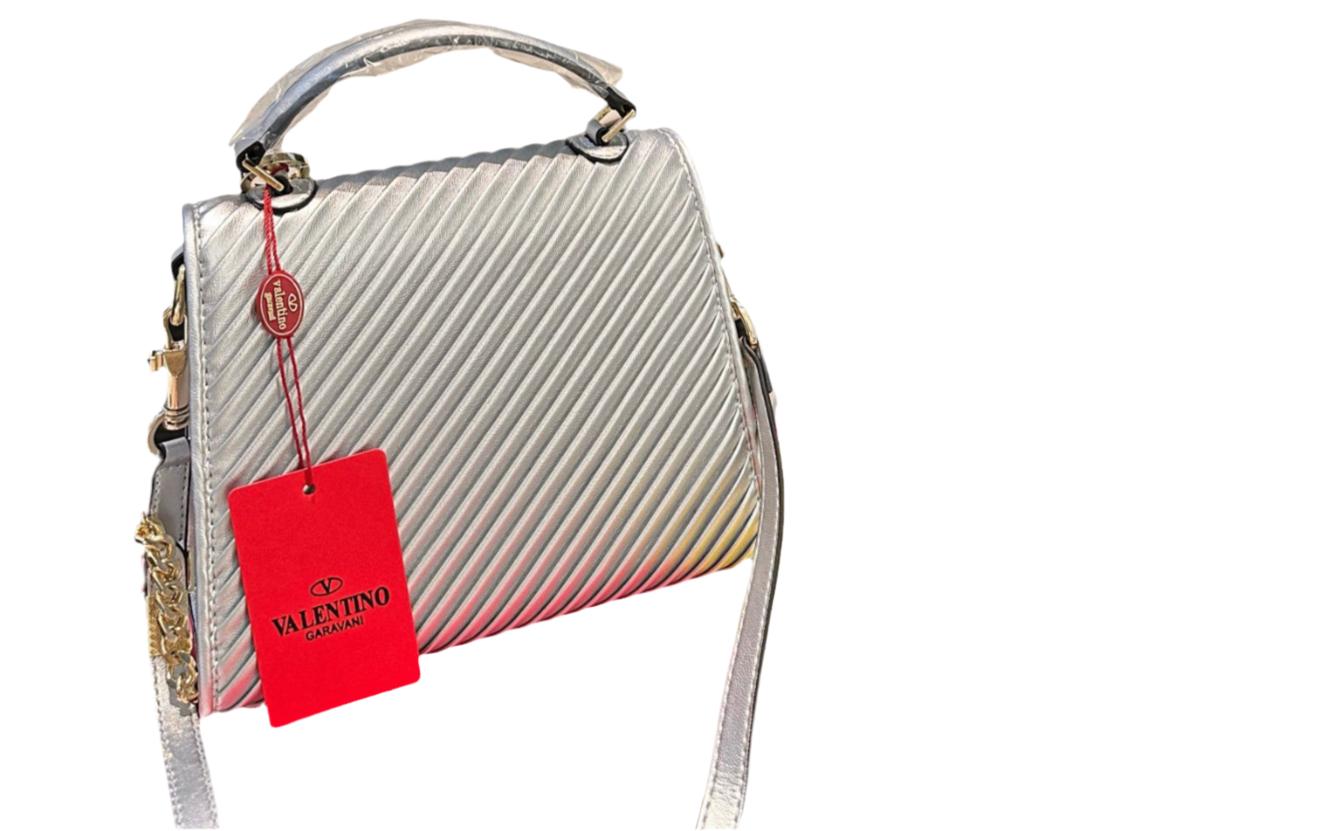 BAG Valentino