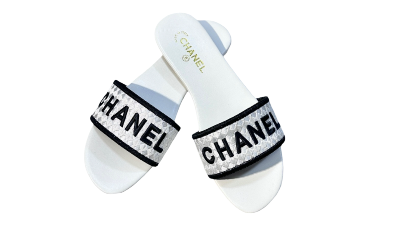 Sandals Chanel