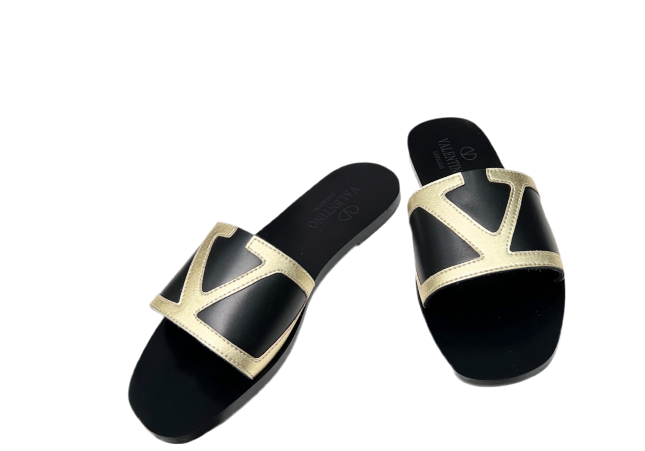 Sandals Valentino