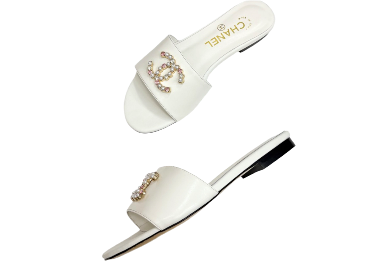 Sandals Chanel