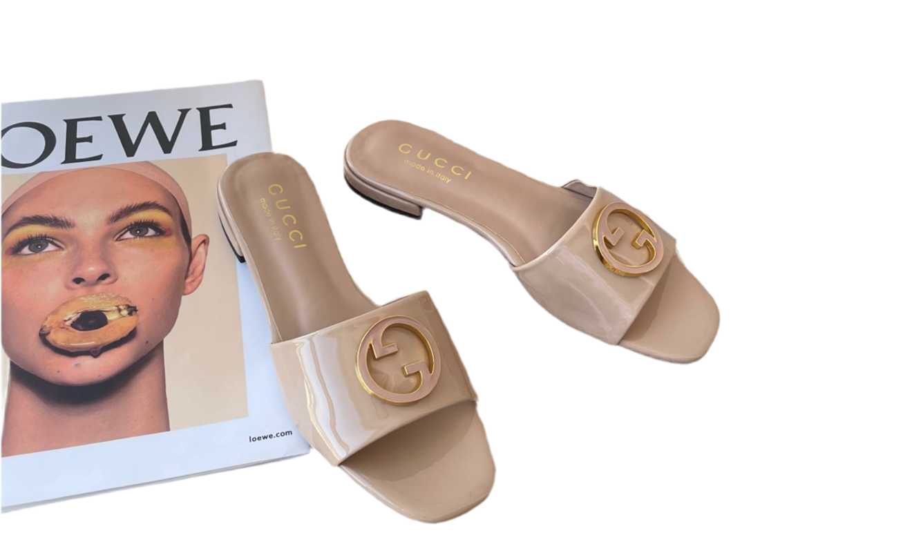 Sandals GUCCI