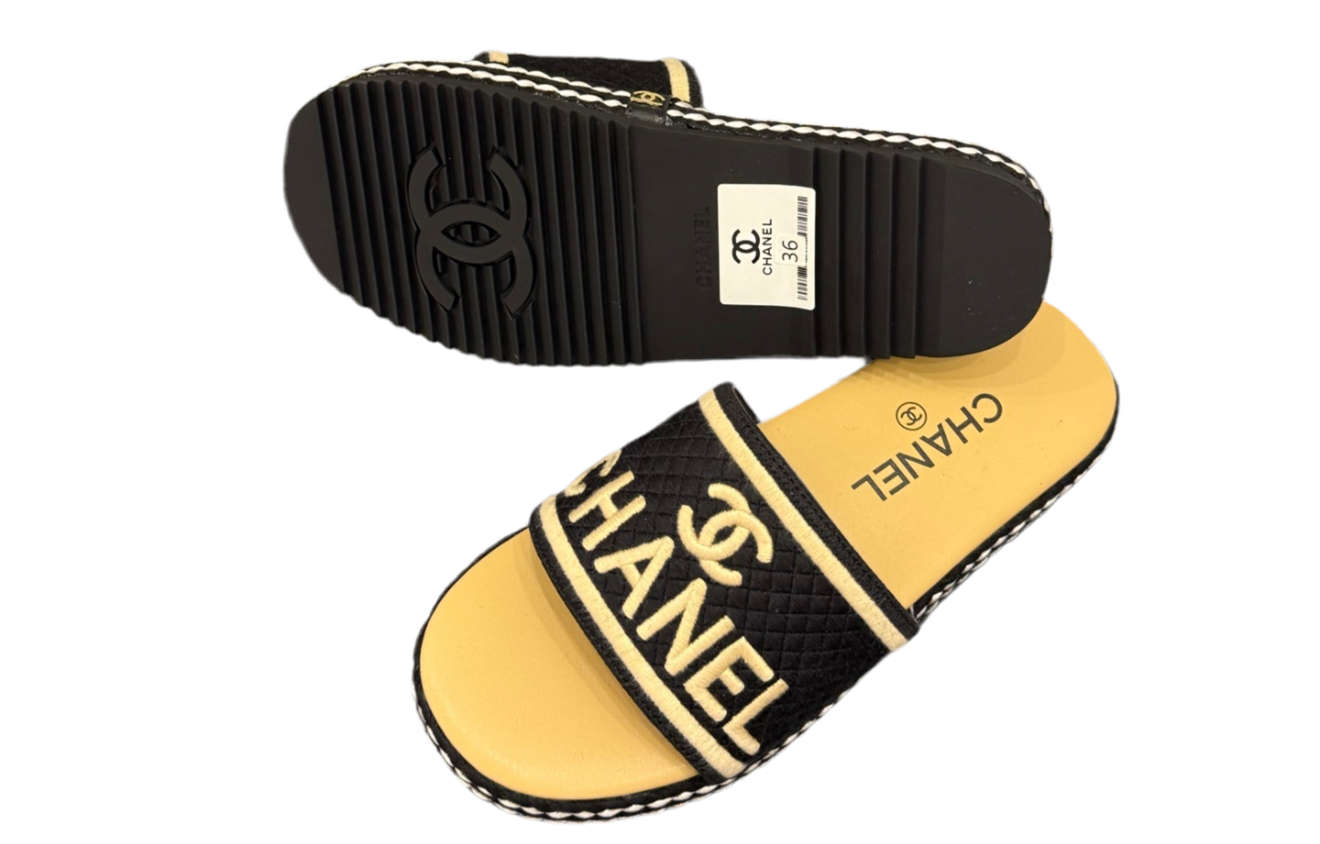 Sandals Chanel