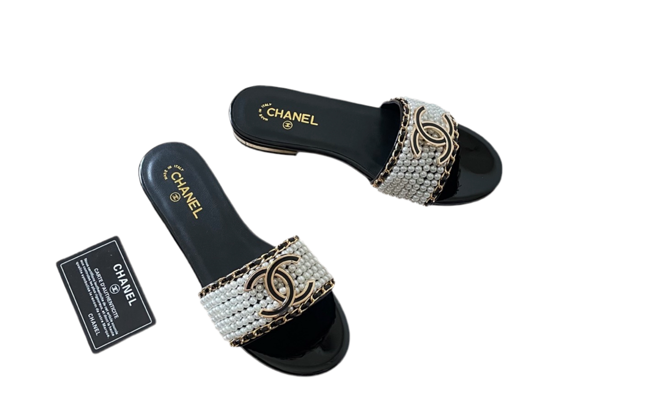 Sandals Chanel