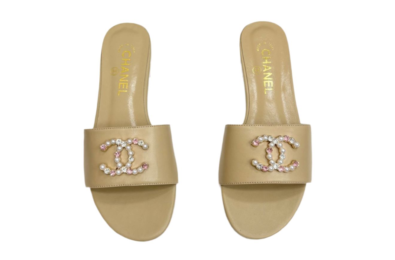 Sandals Chanel