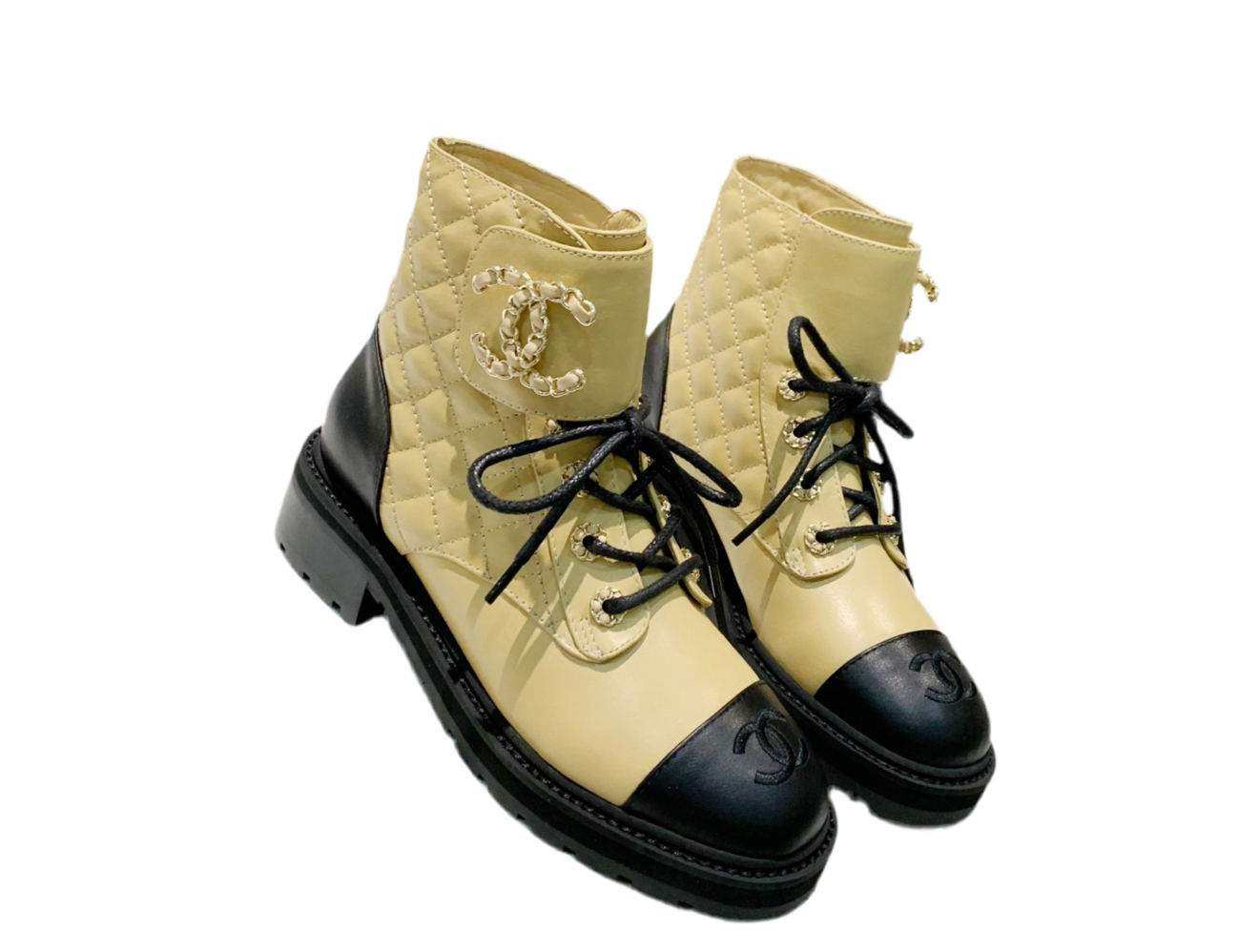Boots Chanel yellow and black