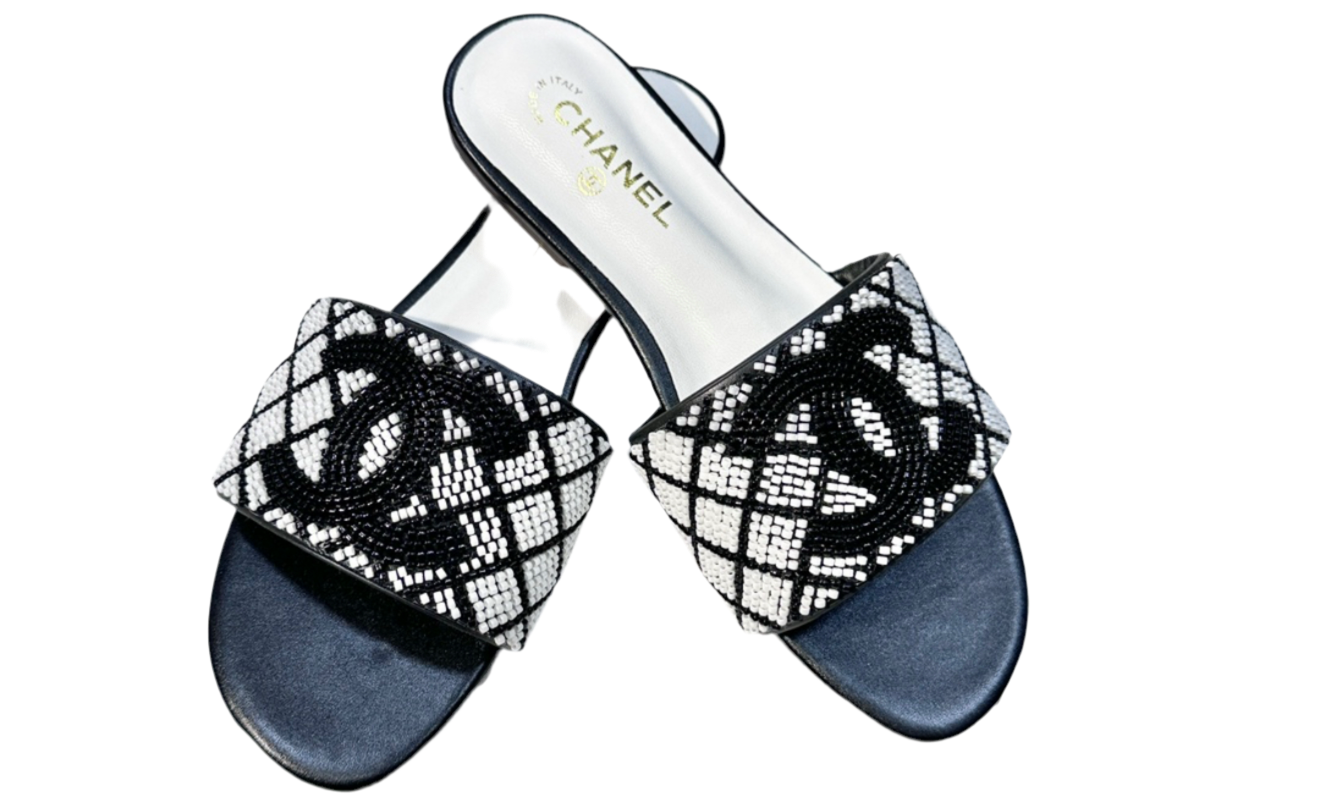 Sandals Chanel