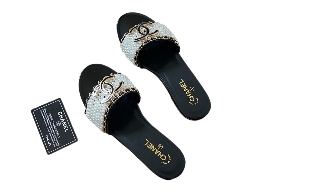 Sandals Chanel