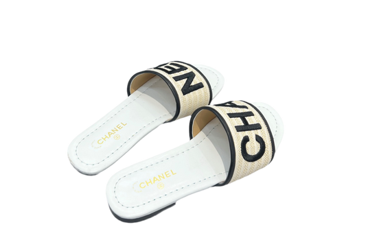 Sandals Chanel