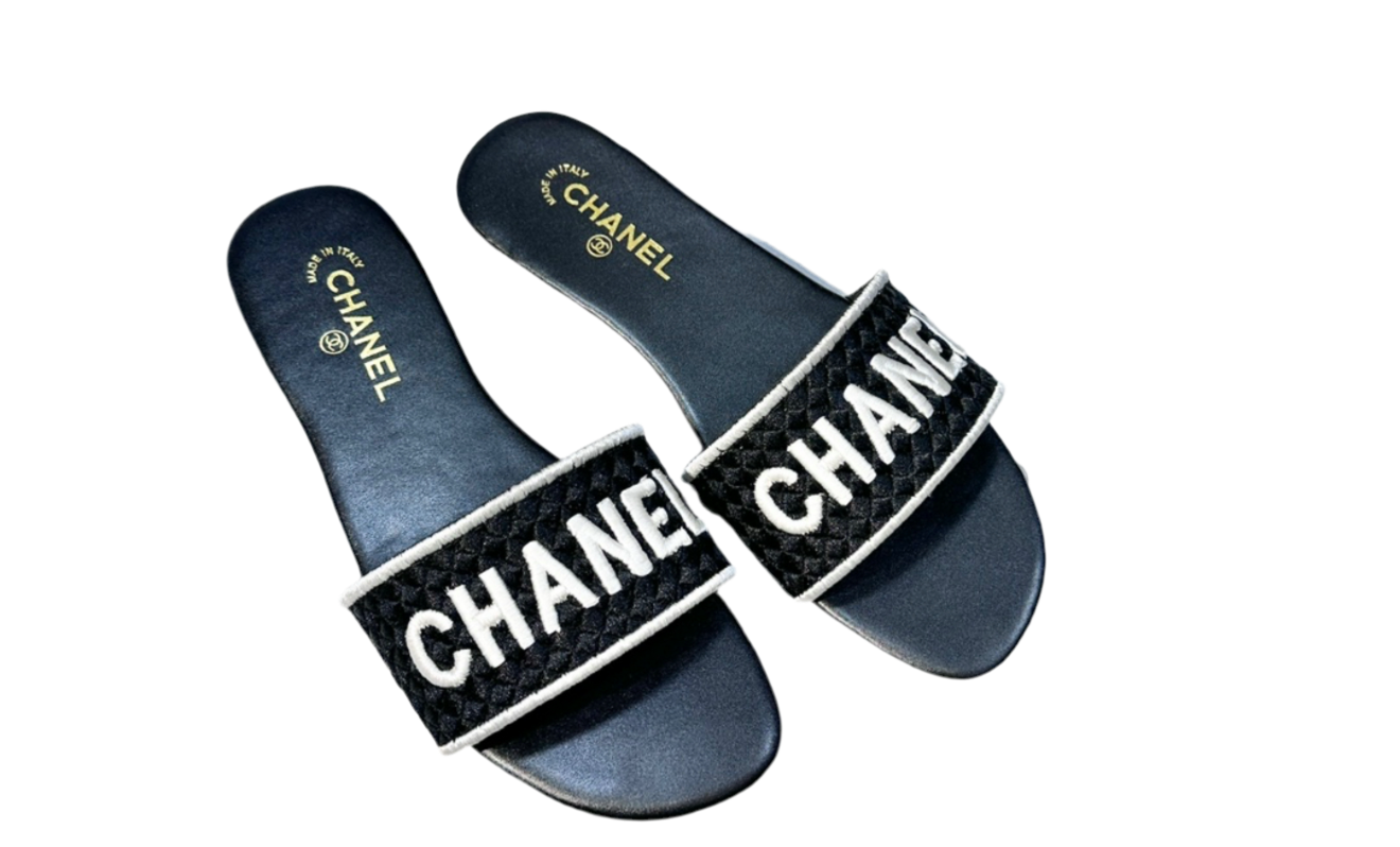 Sandals Chanel