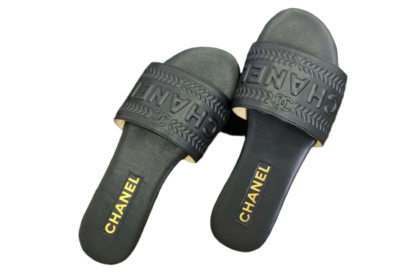 Sandals Chanel