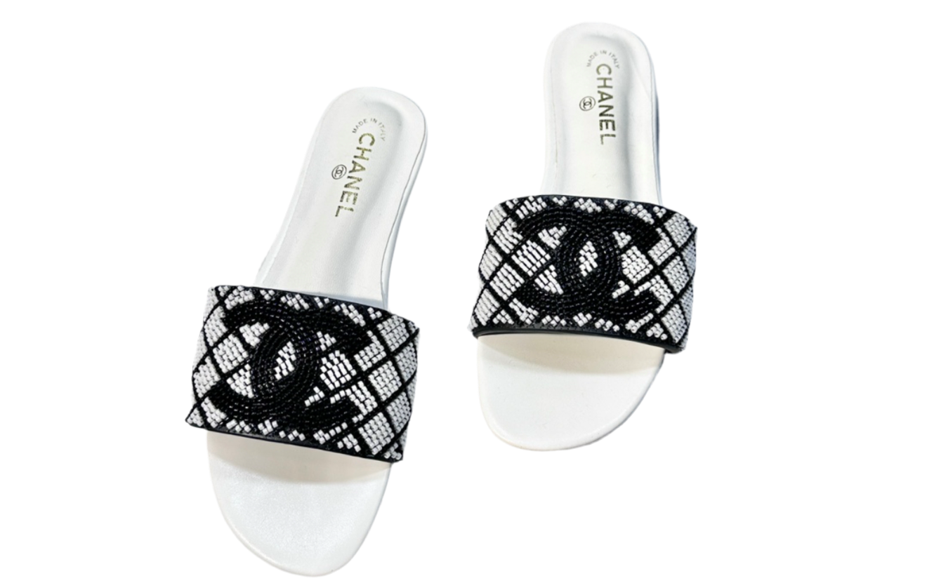 Sandals Chanel