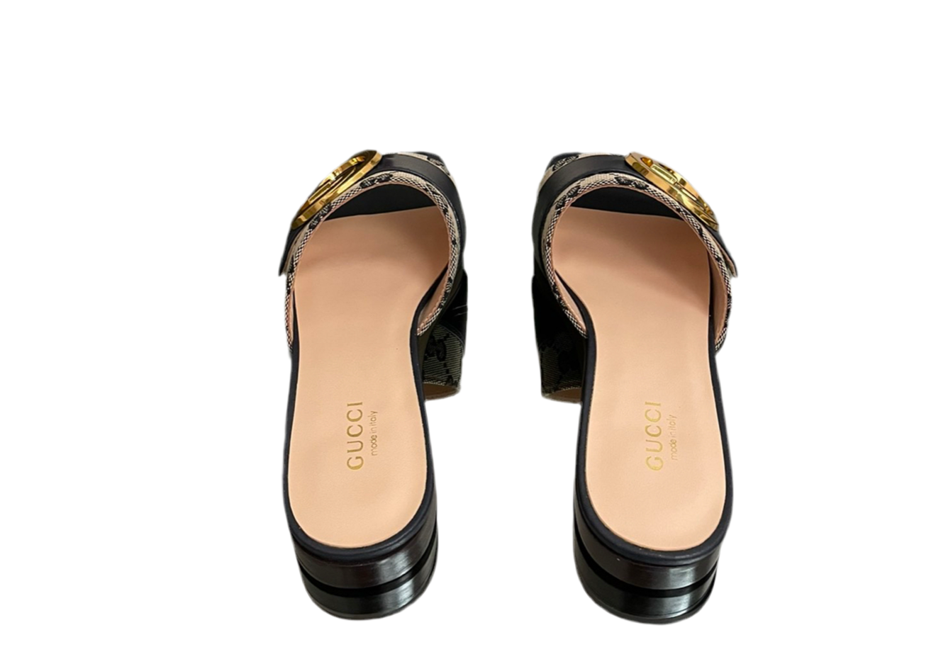 Sandals Gucci
