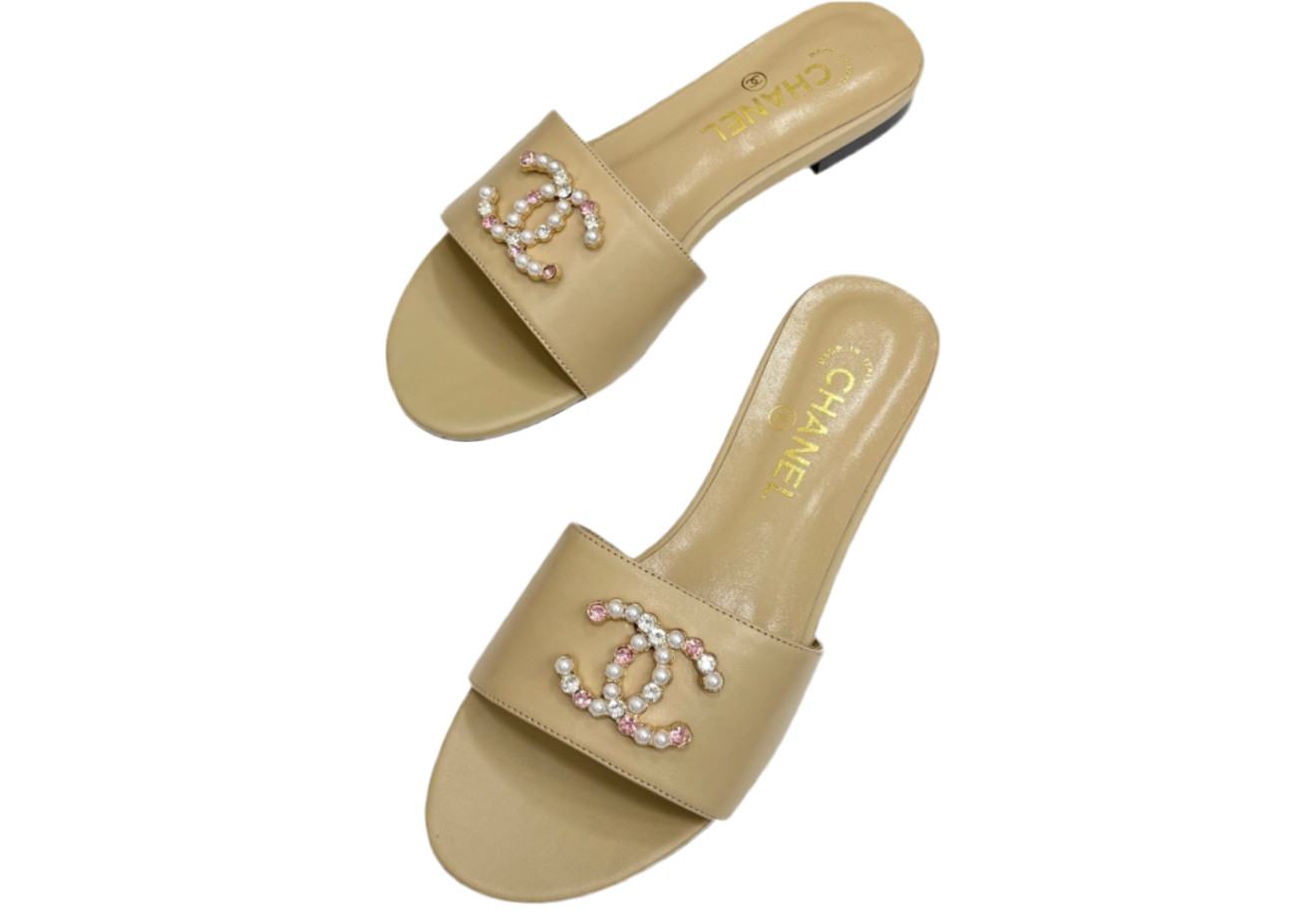 Sandals Chanel