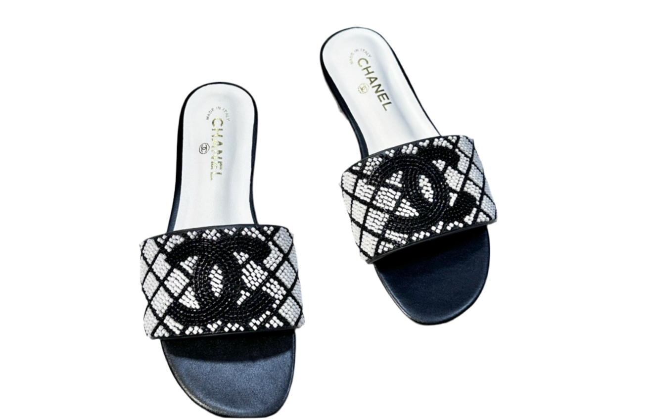 Sandals Chanel