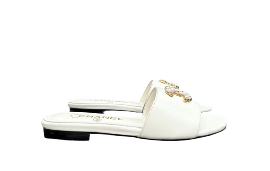 Sandals Chanel