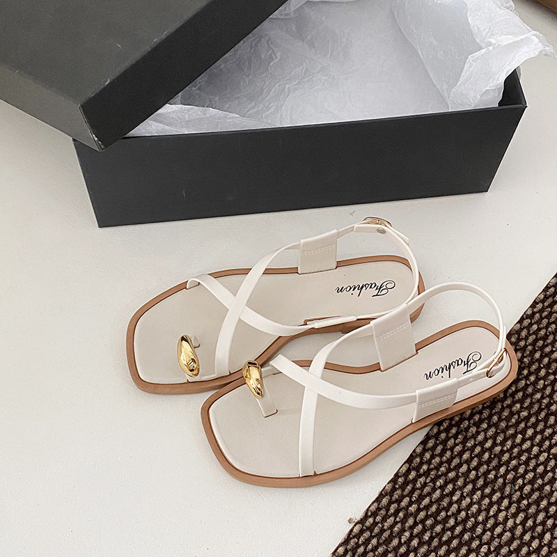 New Roman Sandals Women's Summer All-match Outwear Beach Finger Slippers 2025 Elegant Flip Flops for Women